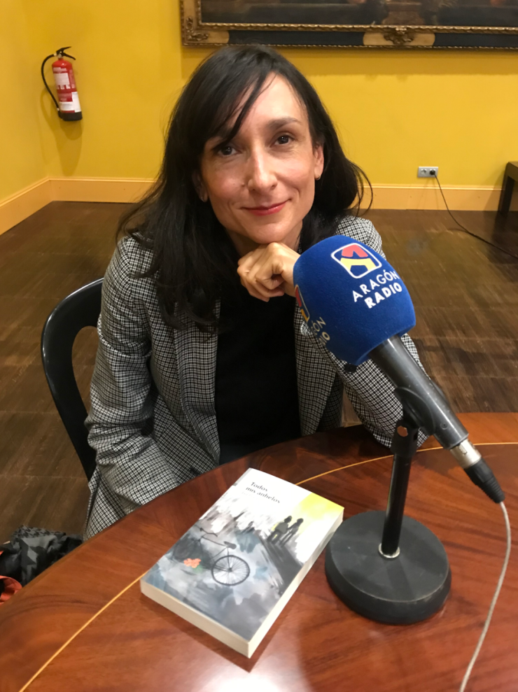 Entrevista a Eva Puyó en Aragón Radio junto a su nueva obra 'Todos mis anhelos'