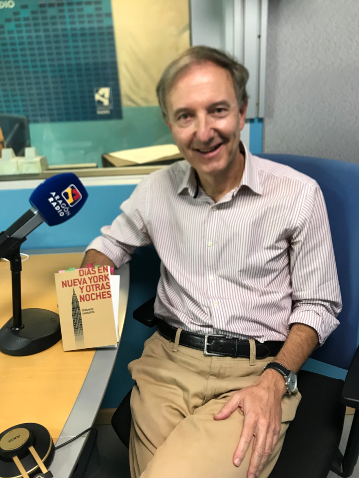 Entrevista a Fernando Sanmartín en Aragón Radio junto a su obra 'Días en Nueva York y otras noches'