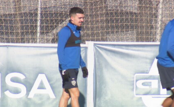 Joaquín, durante el entrenamiento de este miércoles. Foto: SD Huesca.
