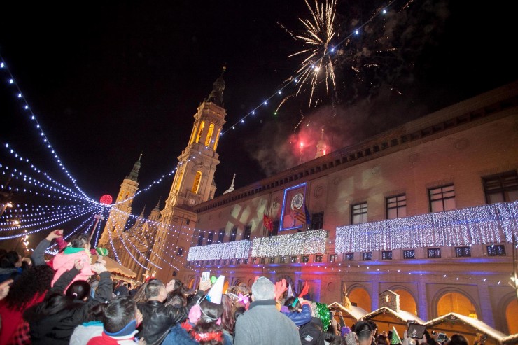 Imagen de archivo de la celebración de Nochevieja en la plaza del Pilar. / Foto: Ayto. Zaragoza