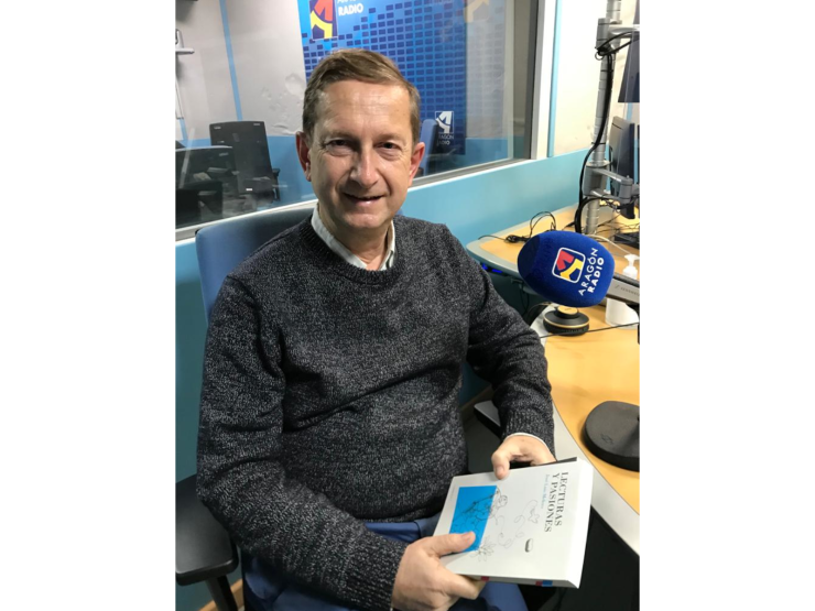 Entrevista a José Luis Melero en Aragón Radio junto a su obra "Lecturas y pasiones"