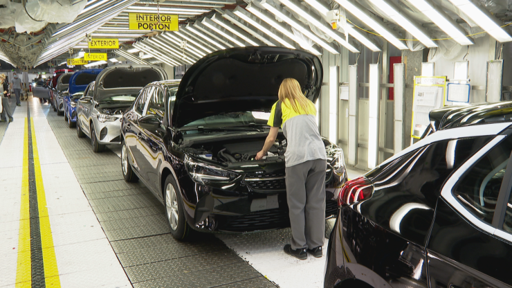 Esta crisis de suministros en Opel afecta a 5.000 trabajadores. / Imagen archivo planta Figueruelas