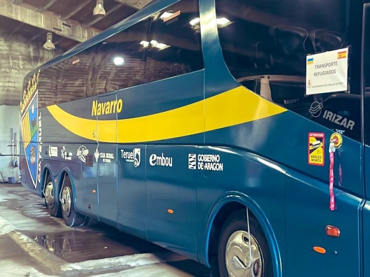 El CD Teruel se ha unido a la iniciativa del Ayuntamiento de Utrillas cediendo su autobús.