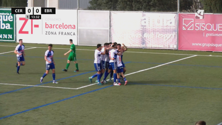 El CD Ebro celebra su primer gol ante el Cerdanyola