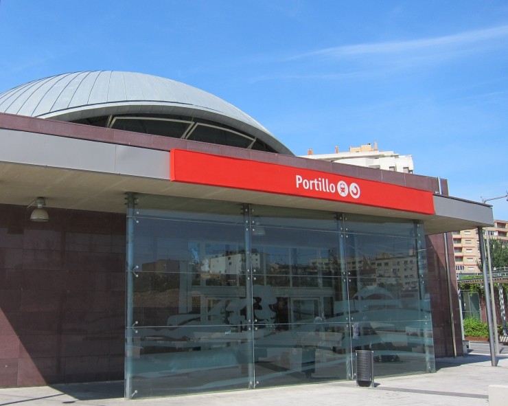 Entrada a la estación de El Portillo (Zaragoza). / Foto: EP