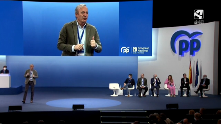El presidente del PP Aragón, Jorge Azcón, interviniendo en el Congreso del PP.