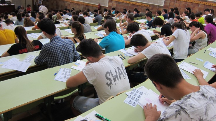 Imagen de archivo de alumnos examinándose. / Foto: Europa Press