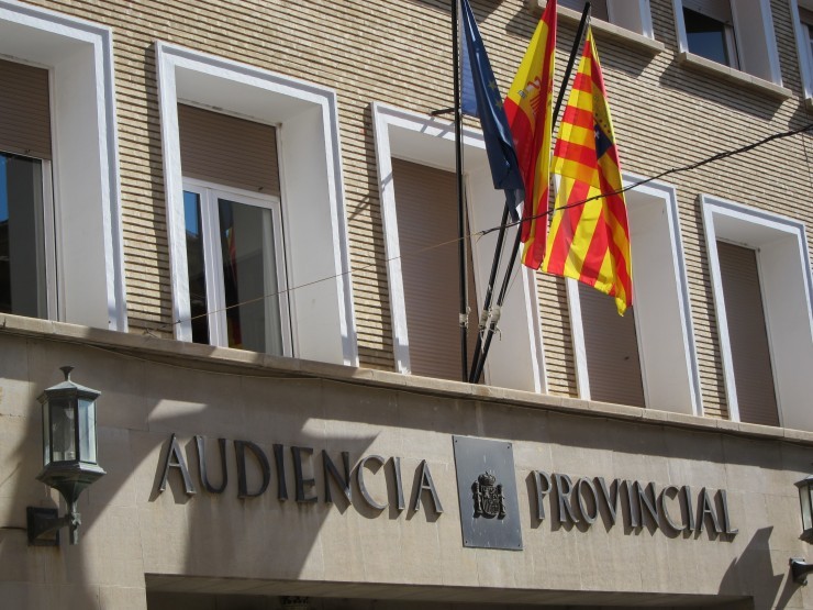 Fachada de la Audiencia de Huesca. (Europa Press).