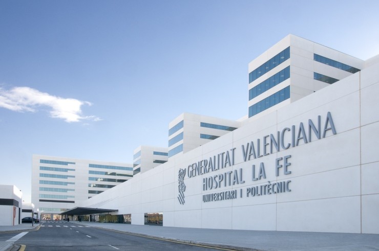 Fachada del hospital La Fe de Valencia. / Foto: Europa Press