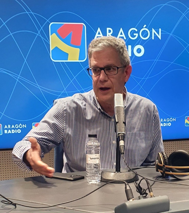 El director de la cátedra de la Universidad de Zaragoza de Ciberseguridad, Fernando Tricas, en los micrófonos de Aragón Radio.