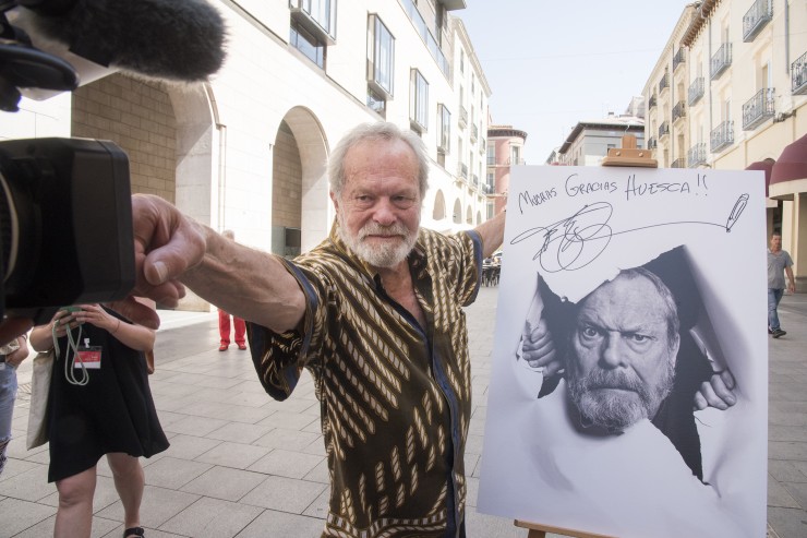 El actor y director de cine británico Terry Gilliam, momentos antes de recibir el premio Luis Buñuel. / EFE