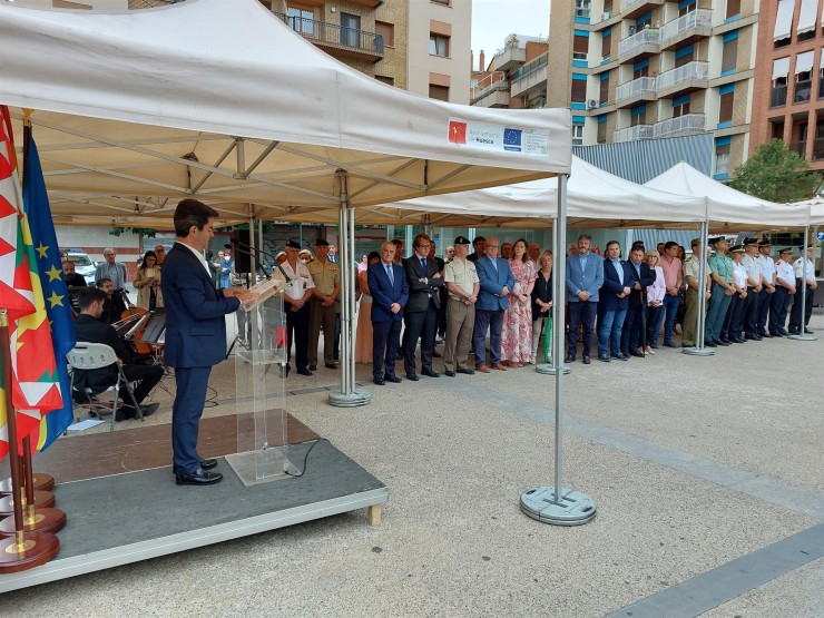 La ciudad de Huesca celebra el acto de conmemoración del Día de las Víctimas del Terrorismo. / Ayuntamiento de Huesca.