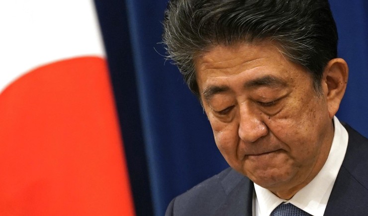 El ex primer ministro japonés Shinzo Abe, asesinado este viernes durante un acto de campaña. / EFE
