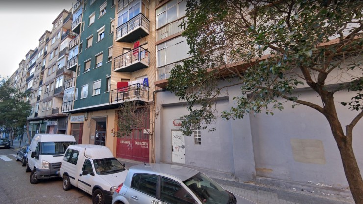 El crimen tuvo lugar en la calle Leopoldo Romeo, en el barrio de Las Fuentes de Zaragoza, en mayo de 2021.