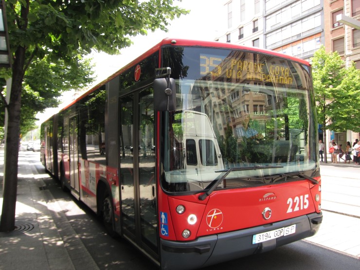 Imagen de archivo de un autobús urbano de Zaragoza. | Europa Press