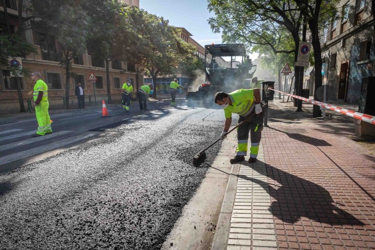 Los trabajos comenzarán este lunes en 25 calles de la ciudad dentro de la denominada Operación Asfalto. / Ayuntamiento de Zaragoza