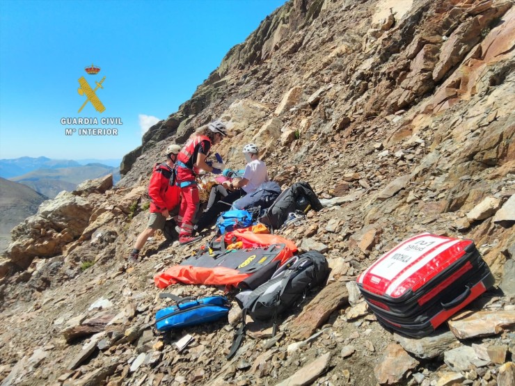 Rescate en el Pico de la Pez, en el término municipal de Gistaín (Huesca). / Guardia Civil