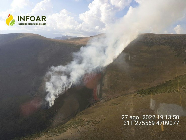 Imagen aérea del incendio de Laspuña (Huesca) el pasado sábado./ INFOAR