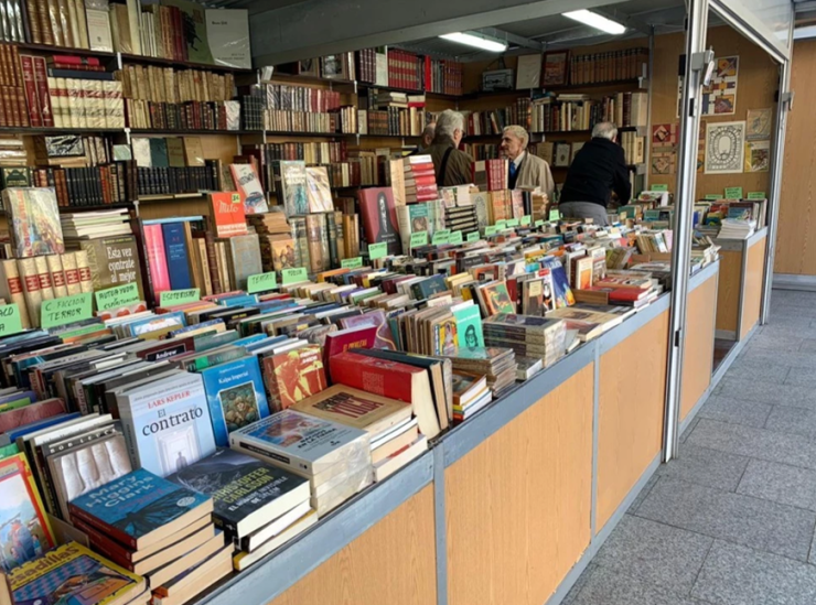Foto de archivo de la Feria del Libro Viejo y Antiguo. / CARTV