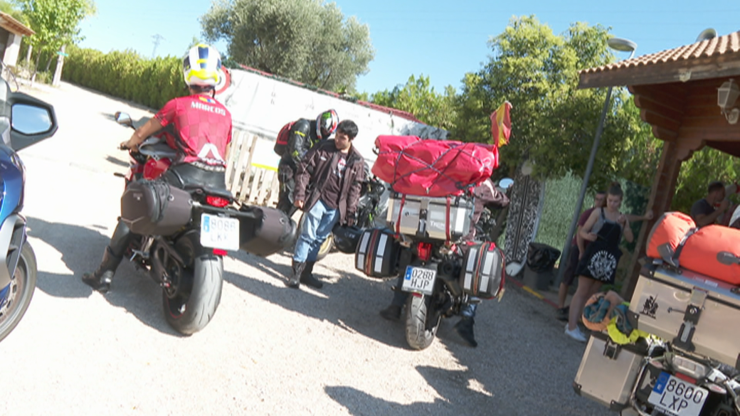 A lo largo de este viernes han empezado a llegar los primeros aficionados a la Moto GP./ Aragón TV