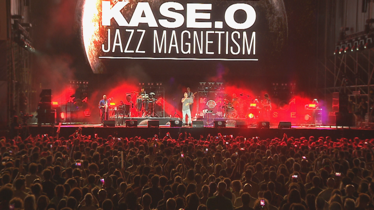 Momento de la actuación de Kase.O en el festival Vive Latino.