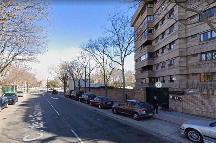 El accidente se produjo en el número 1 de la calle Sagrada Familia de Zaragoza. / Google Maps
