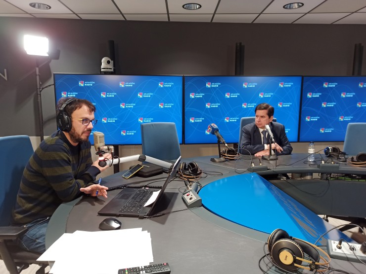 Juan Fernando Cristo, exministro de Interior de Colombia, en una entrevista en Despierta Aragón. / Aragón Radio
