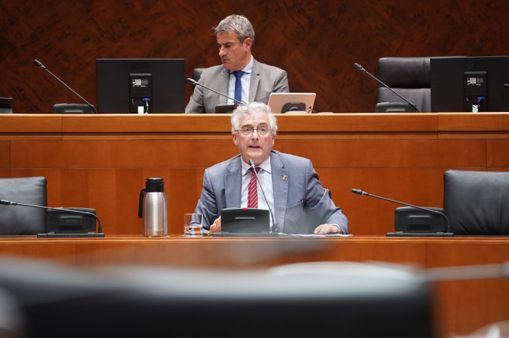El consejero de Agricultura, Ganadería y Medio Ambiente, Joaquín Olona, durante la comparecencia de Presupuestos. / Gobierno de Aragón