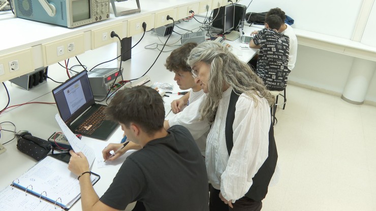 Inmaculada Plaza, profesora de la Escuela Universitaria Politécnica de Teruel, ha sido elegida como Mujer Ingeniera Inspiradora.