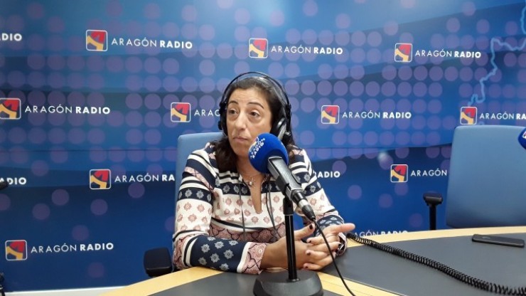 Foto archivo: María Frisa en los estudios de Aragón Radio