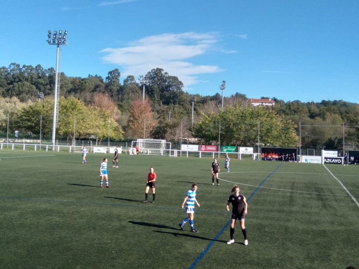 El Zaragoza CFF jugando contra El Bizkerre