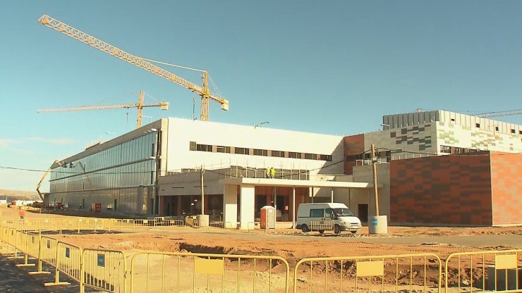 Estado actual de las obras de construcción del futuro hospital de Teruel.