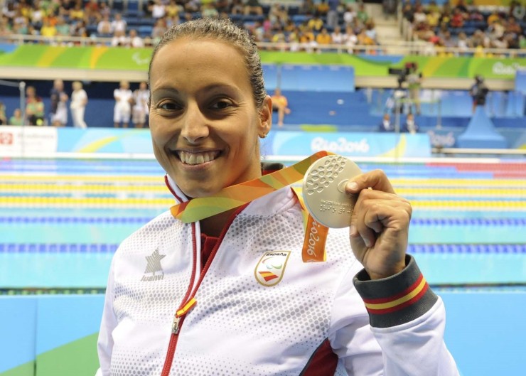 La deportista Teresa Perales, reconocida con la Medalla de Oro de los Amantes de Teruel. / Europa Press