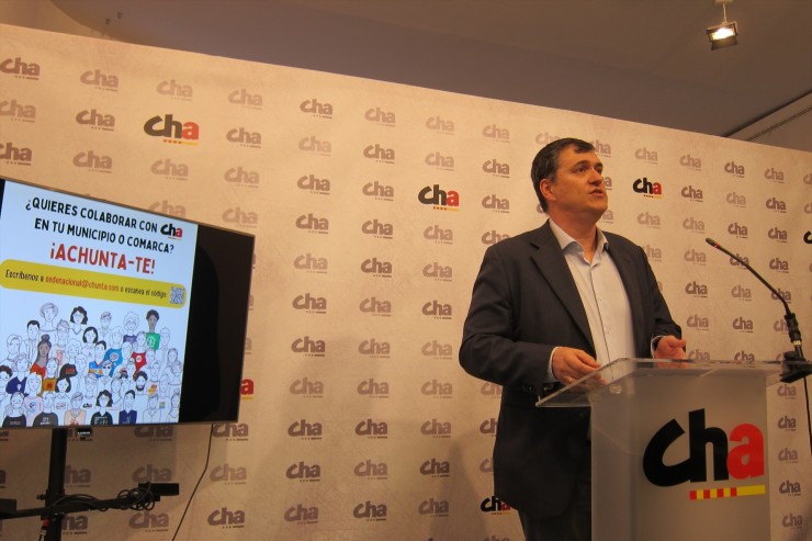 El presidente de CHA, Joaquín Palacín, en la presentación de la campaña '¡ACHUNTA-TE!'. / Europa Press.