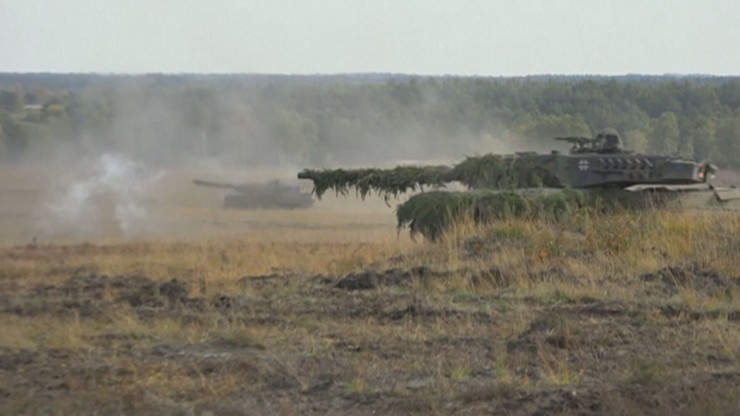 Imagen de archivo de un tanque 'Leopard 2' en combate./ Aragón TV.