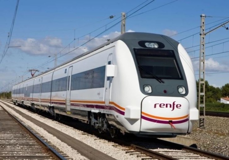 Tren de media distancia de Renfe. / Archivo