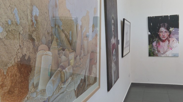 Las galerías de arte buscan adaptarse a la evolución del arte contemporáneo. / Aragón TV