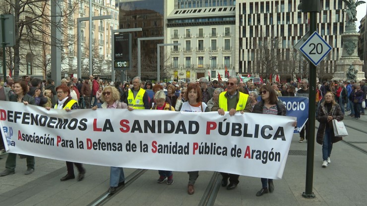 Manifestación en defensa de la sanidad pública en Zaragoza.