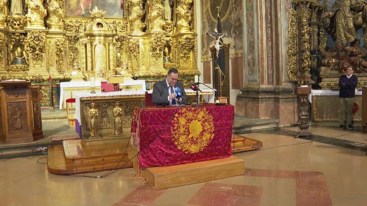 Lectura del pregón a cargo del periodista Javier García Antón.