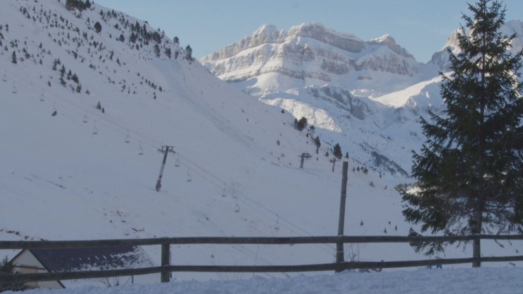 Estación de esquí de Astún, en el valle del Aragón.