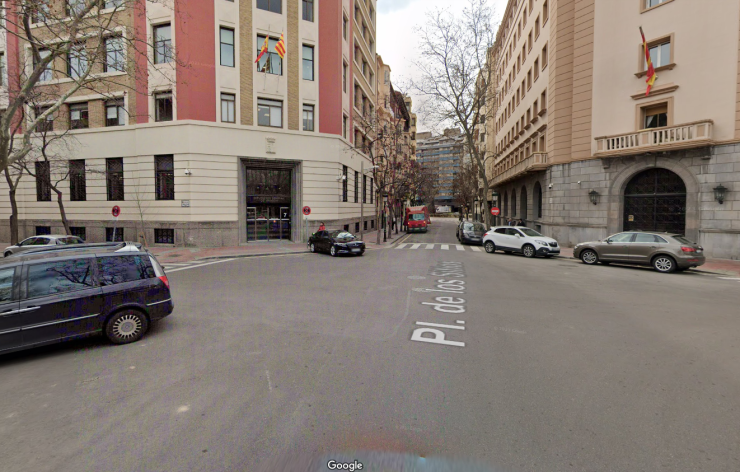 Confluencia de la plaza de Los Sitios con la calle Mefisto, en Zaragoza. | Google Maps