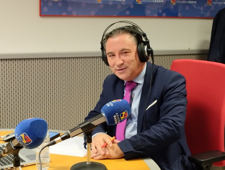 Juan Ciércoles, presidente de CEOE Teruel, en los estudios de Aragón Radio.