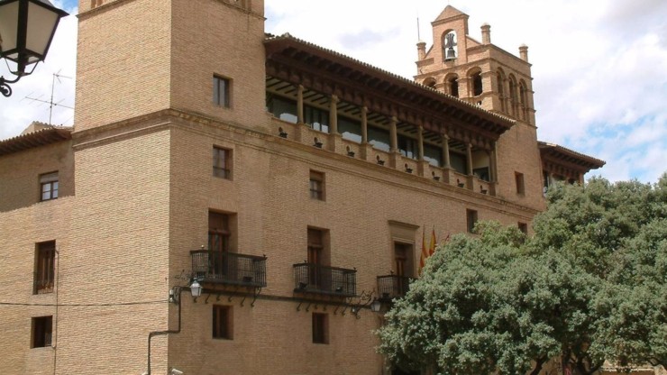 Fachada del Ayuntamiento de Huesca. / Europa Press