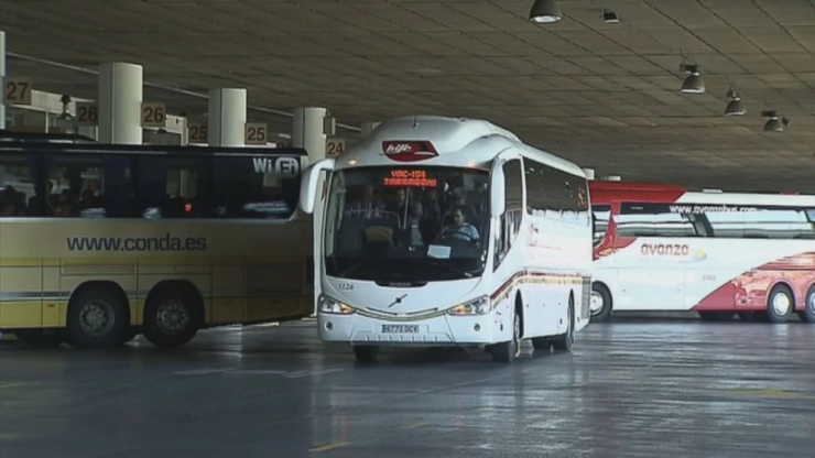 Autobuses en la estación de Delicias.