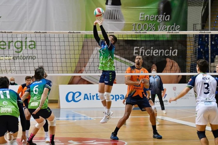 Guillem Pont, nuevo fichaje del Pamesa Teruel Voleibol.
