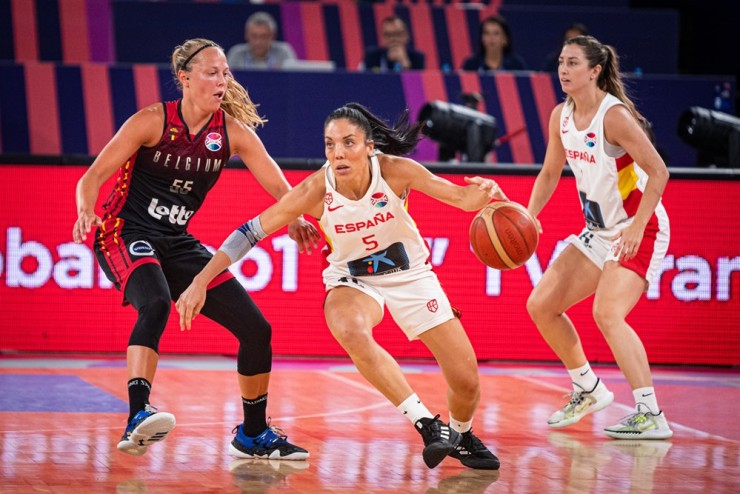 Cristina Ouviña durante la final del Eurobasket femenino. Foto: FIBA