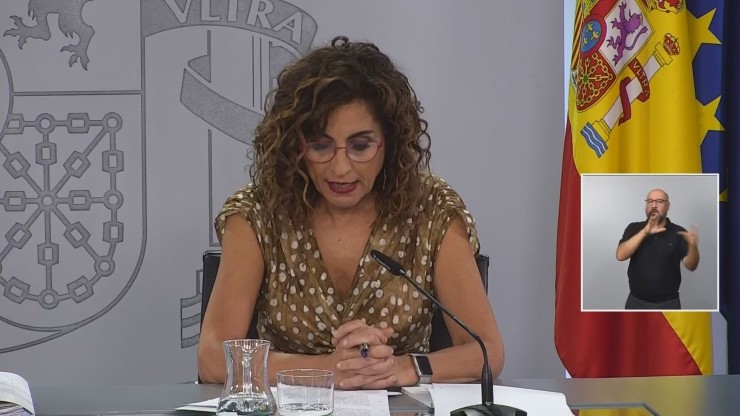 a ministra de Hacienda y Función Pública, María Jesús Montero.