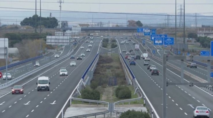 Imagen de archivo de tráfico en las carreteras aragonesas.