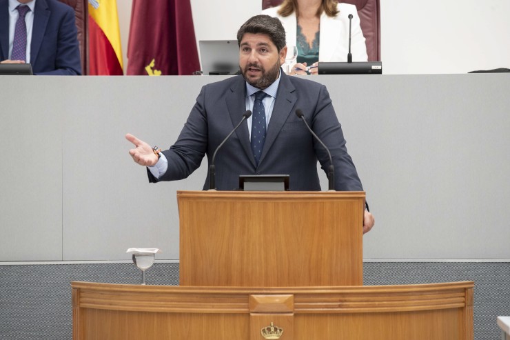 Fernando López Miras, investido presidente de Murcia. / Efe