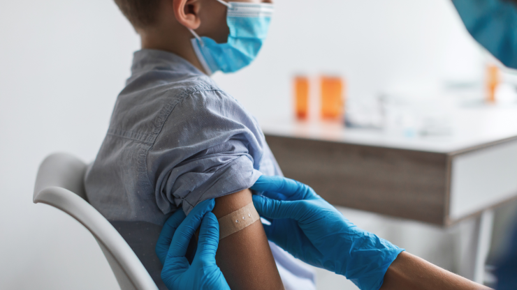 Todos los niños aragoneses hasta los cinco años pueden vacunarse de la gripe a partir de octubre. / Canva